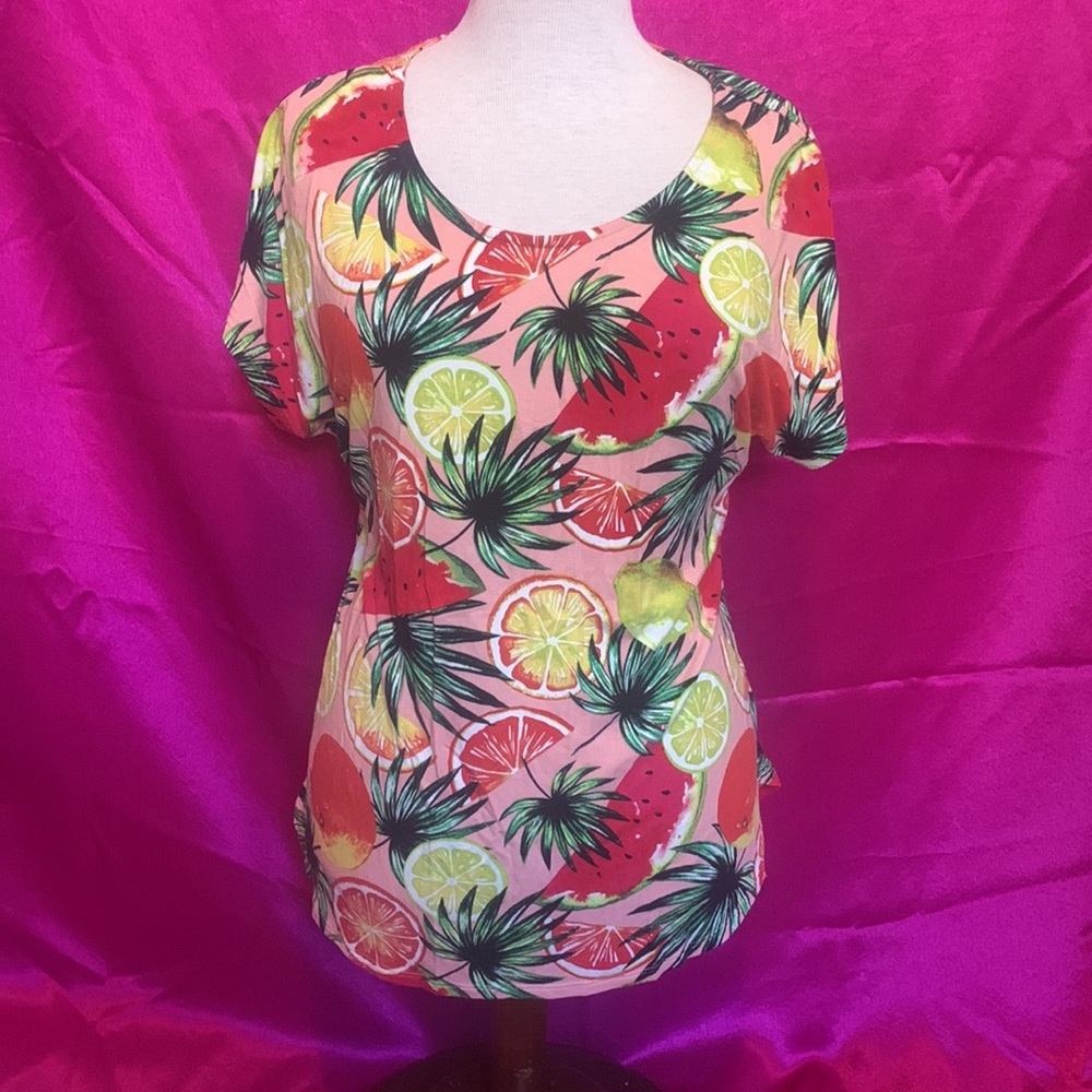 Eliane Rose size small fruit top
